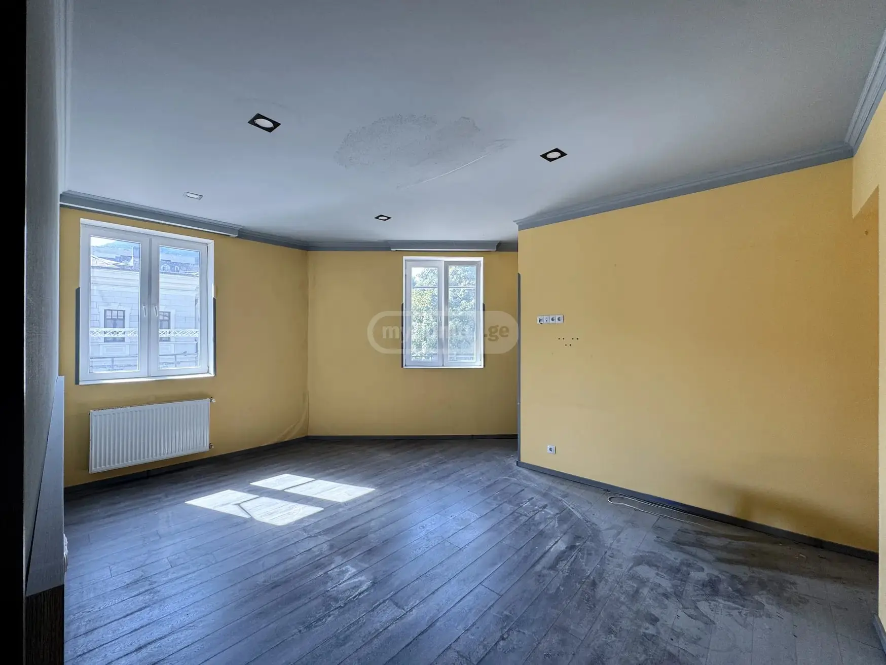Universal Commercial Area For Rent In Mtatsminda view 8
