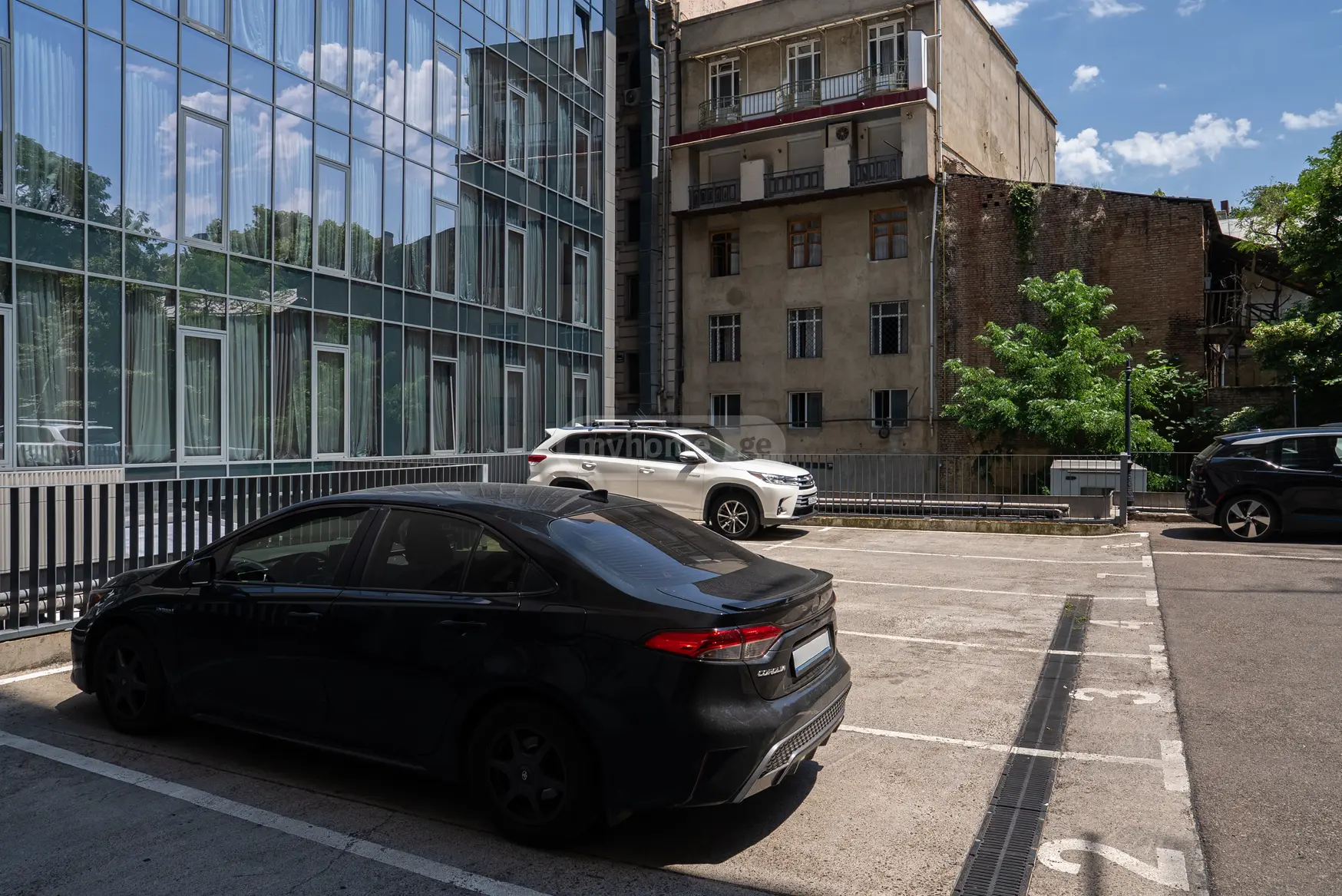 Office Commercial Area For Rent In Vera view 10