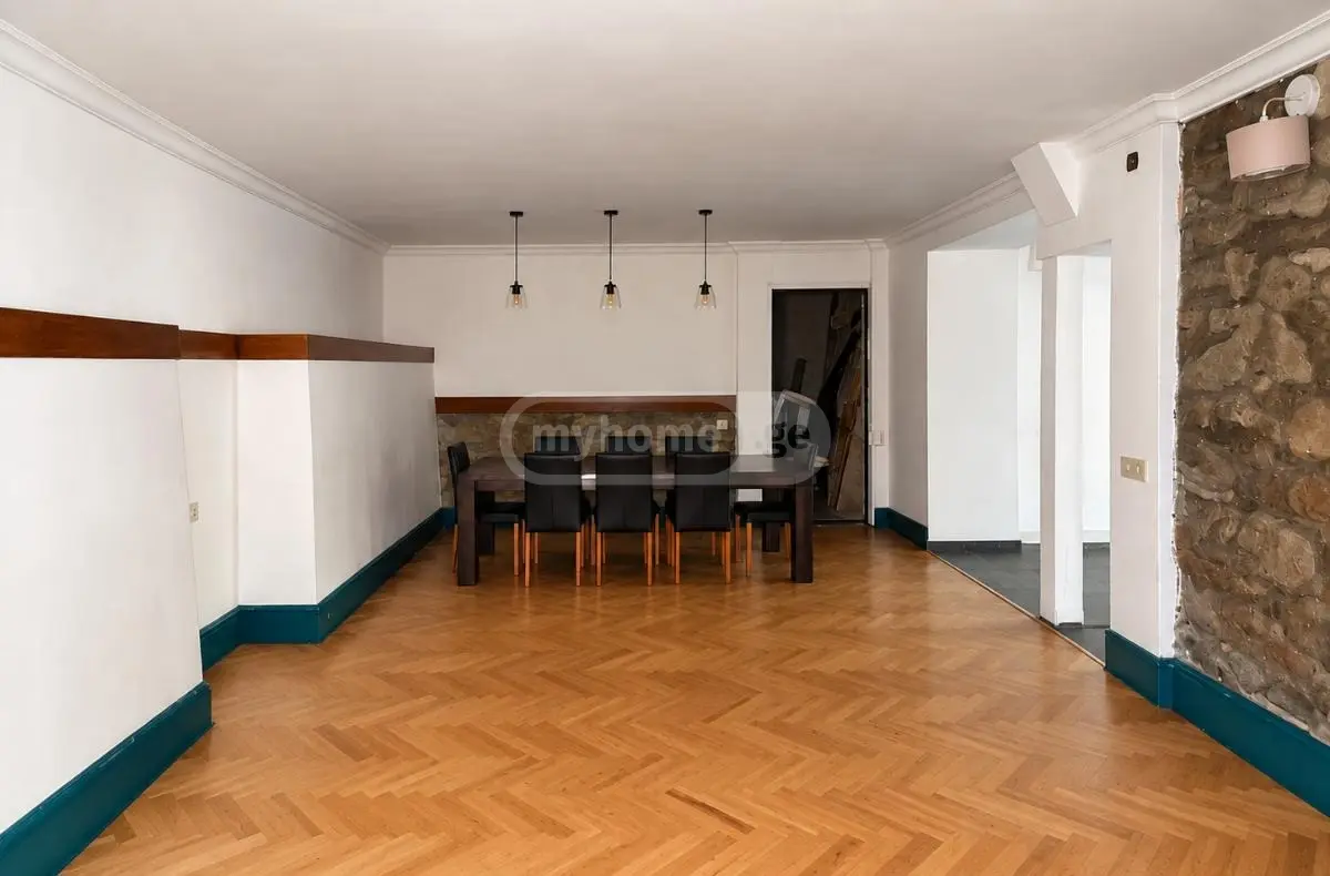 Universal Commercial Area For Rent In Vera view 13