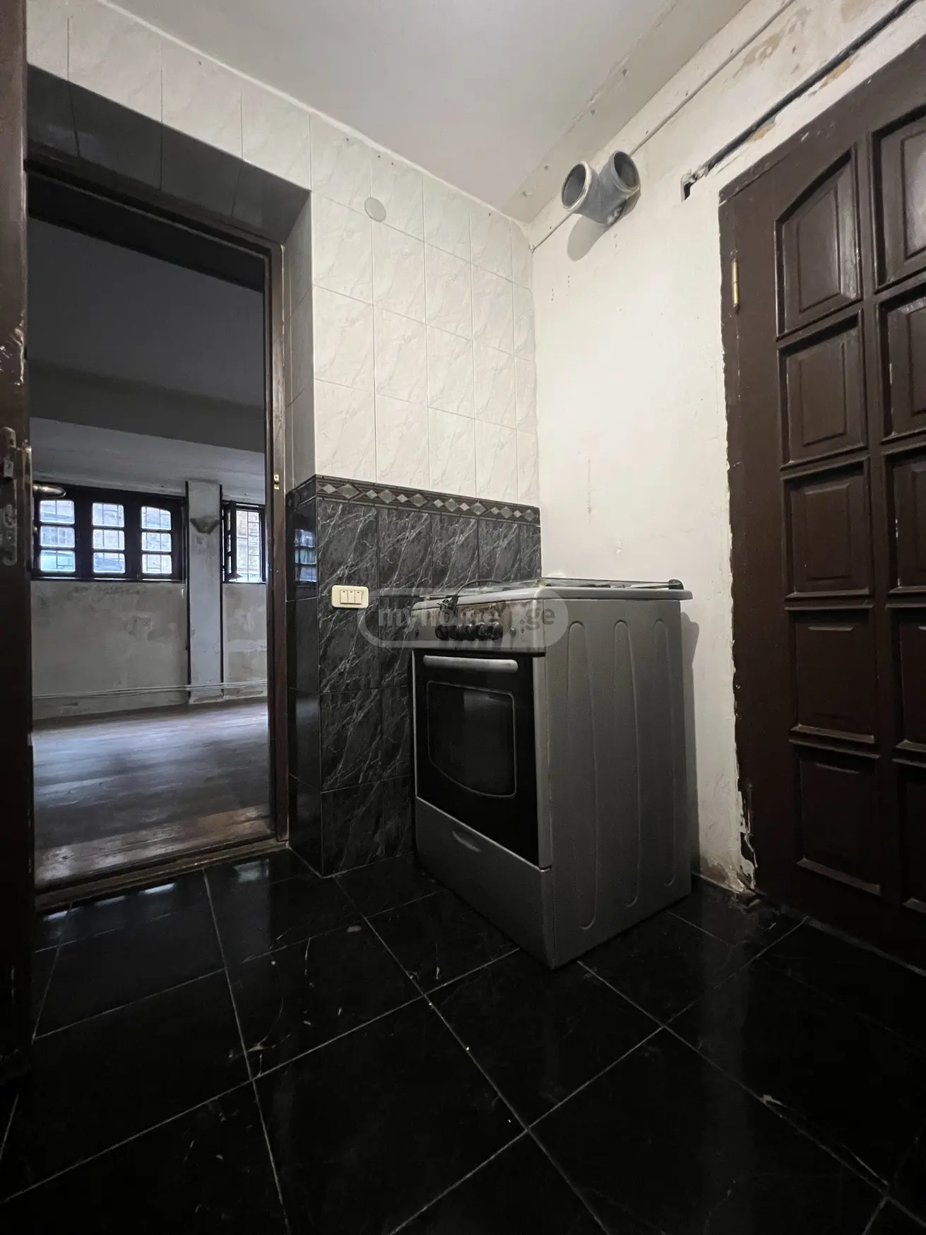 Universal Commercial Area For Sale In Vera view 9