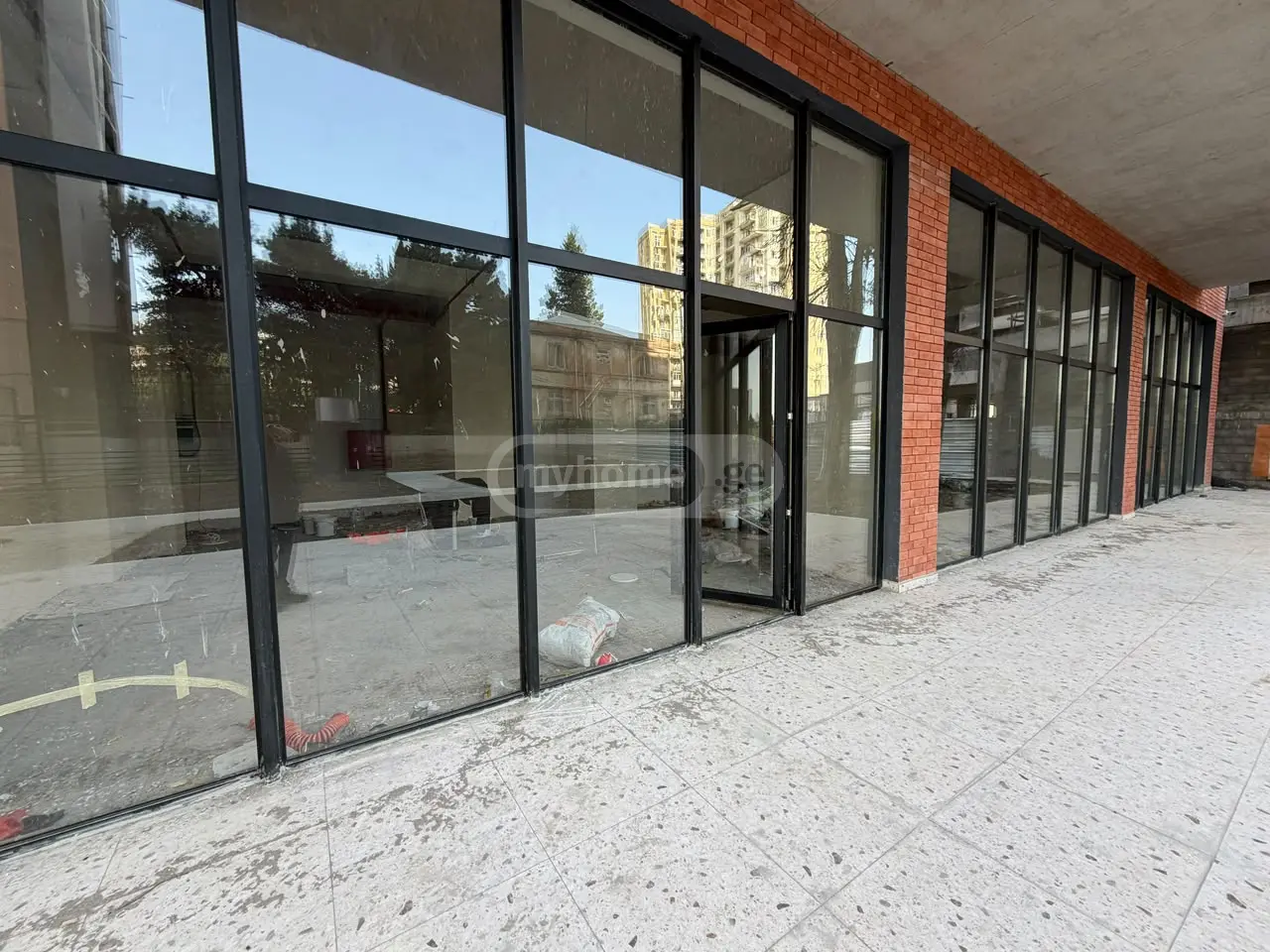 Universal Commercial Area For Rent In Isani view 4
