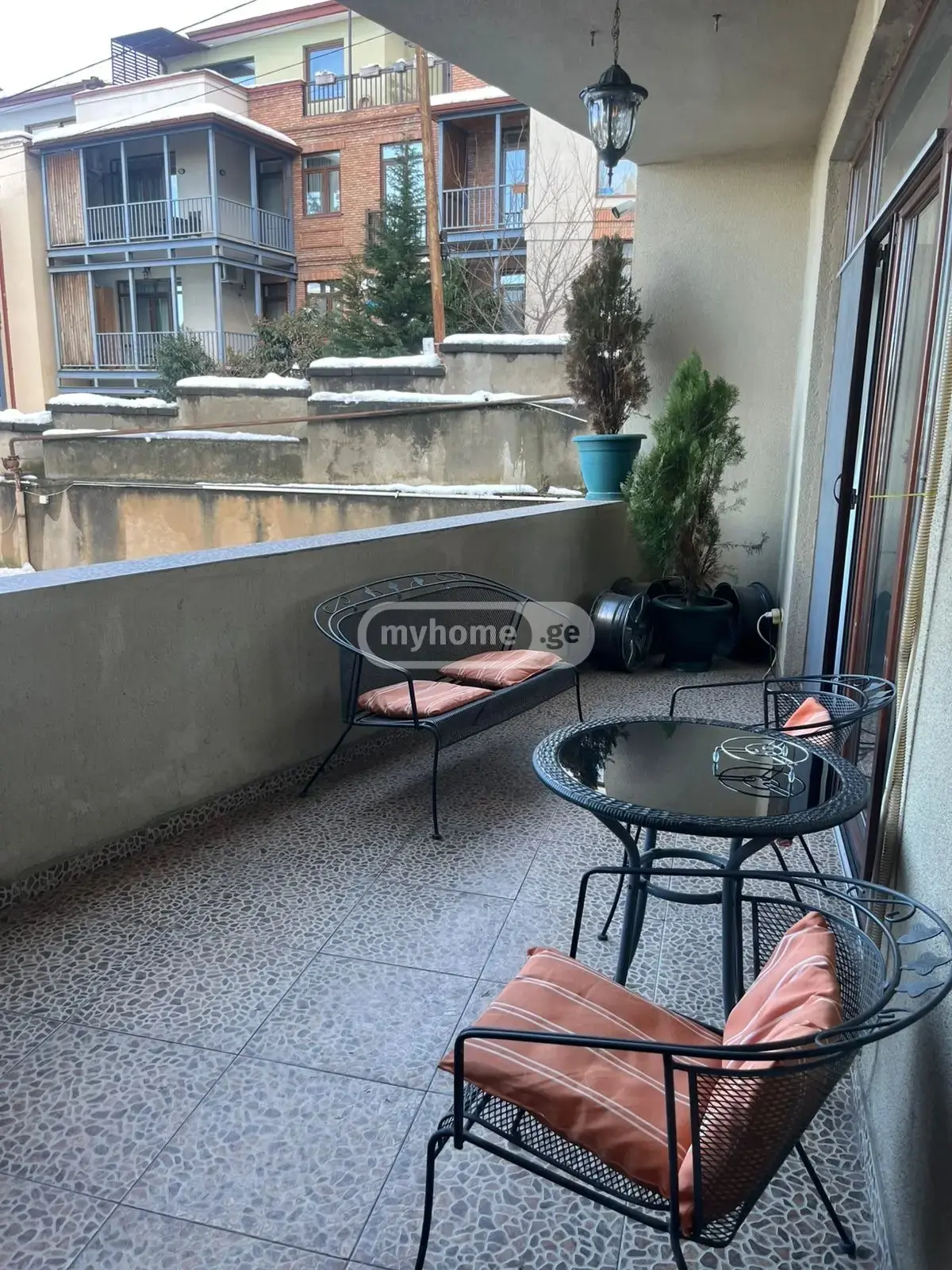4 Room Apartment For Rent In Mtatsminda view 12
