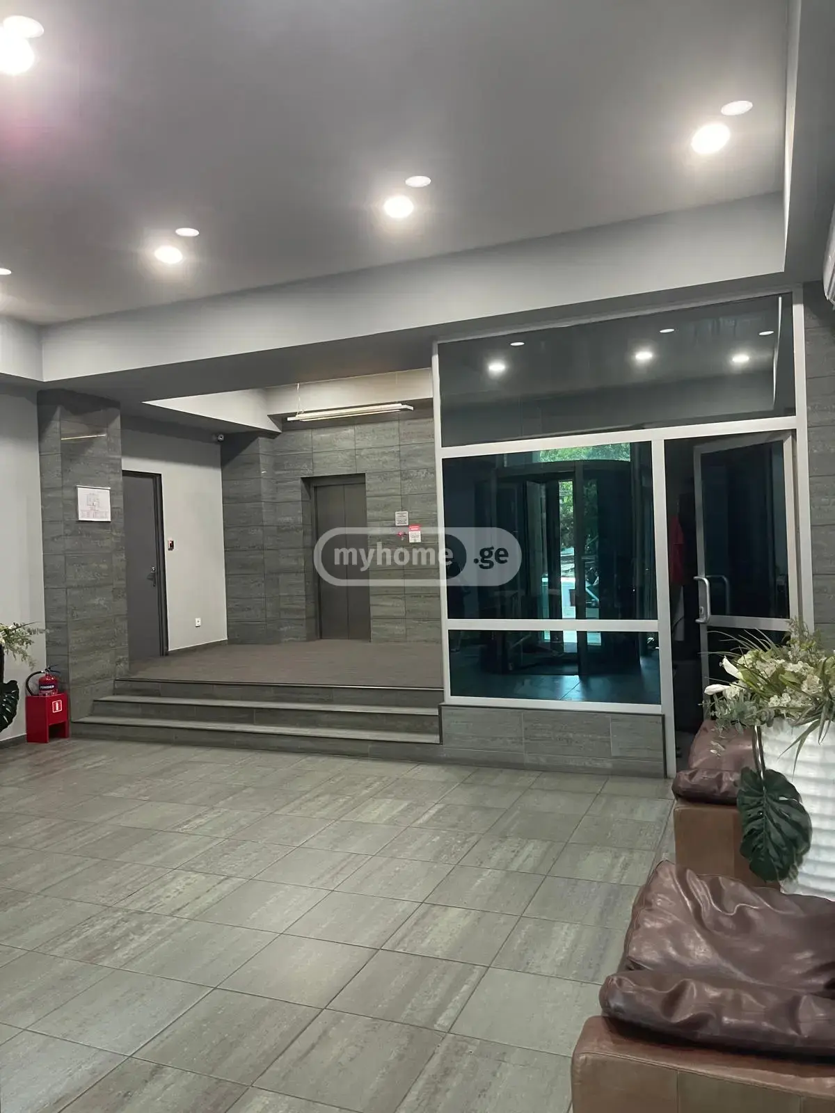 Office Commercial Area For Rent In Avlabari view 6