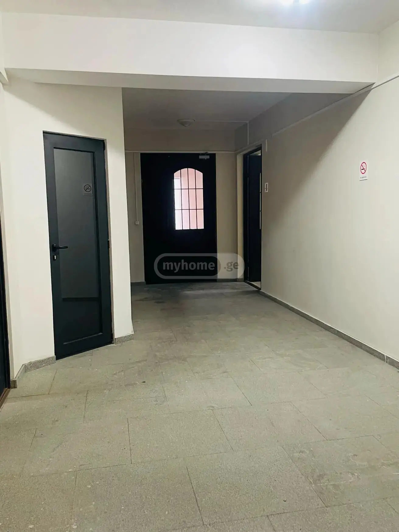 Universal Commercial Area For Rent In Vera view 5