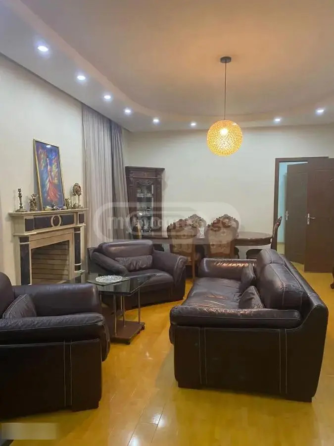 4 Room Apartment For Rent In Mtatsminda view 1