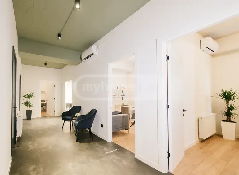 Universal Commercial Area For Rent In Vera view 12
