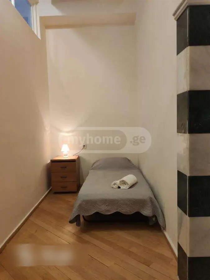 4 Room Apartment For Rent In Sololaki view 9