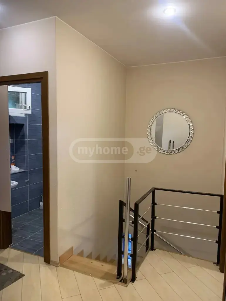 4 Room Private House For Rent In Sanzona view 12