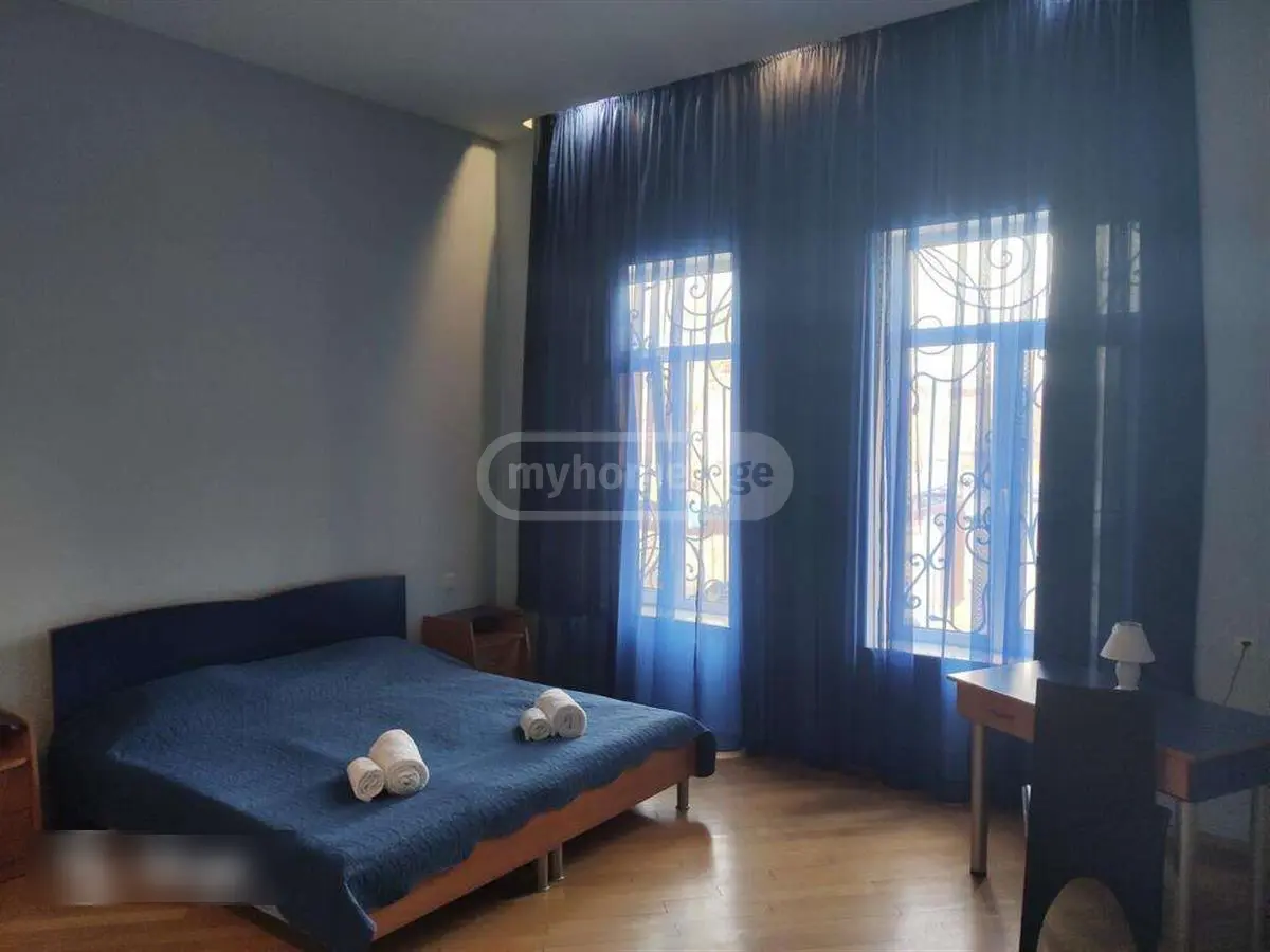 4 Room Apartment For Rent In Sololaki view 7