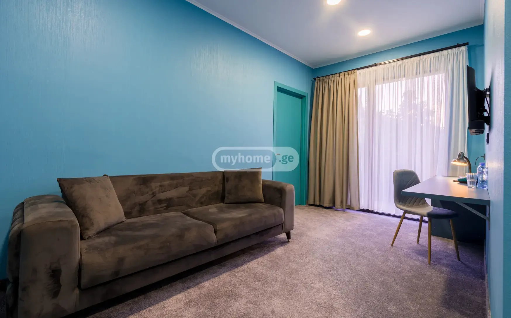 Universal Commercial Area For Rent In Vera view 5