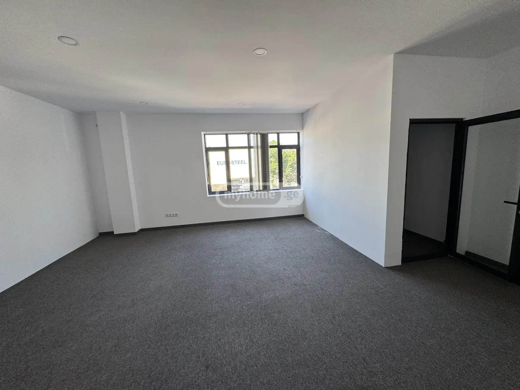 Office Commercial Area For Rent In Didube view 10
