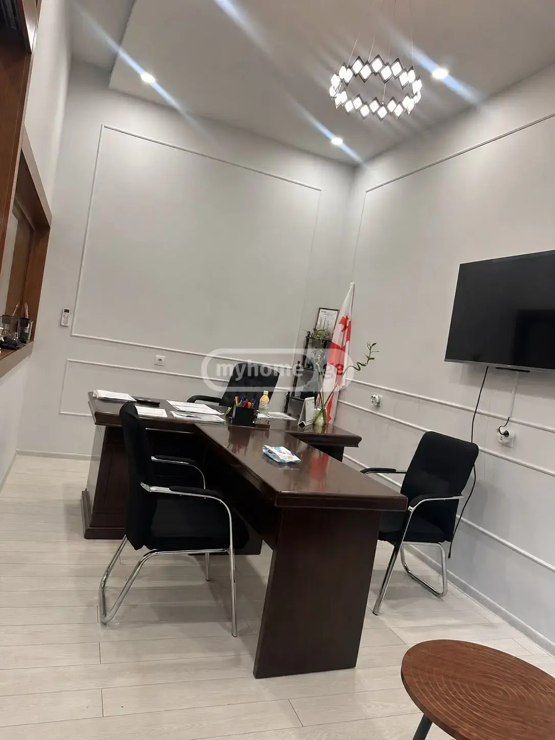 Office Commercial Area For Rent In Vera view 4