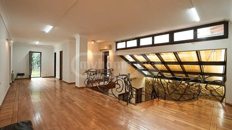 10+ Room Private House For Rent In Vake view 15