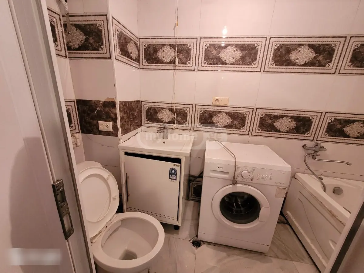 1 Room Apartment For Rent In Didube view 5