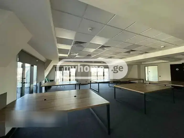 Office Commercial Area For Rent In Mtatsminda view 2