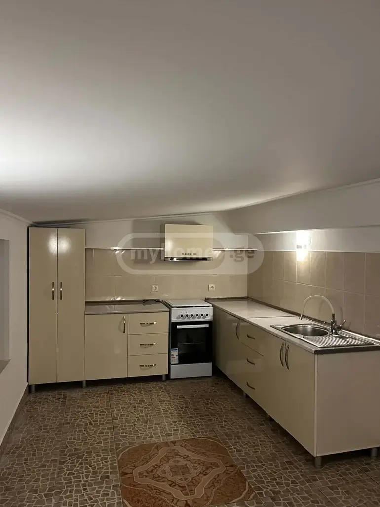 4 Room Apartment For Rent In Avlabari view 3