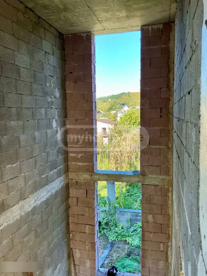 6 Room Private House For Sale view 5