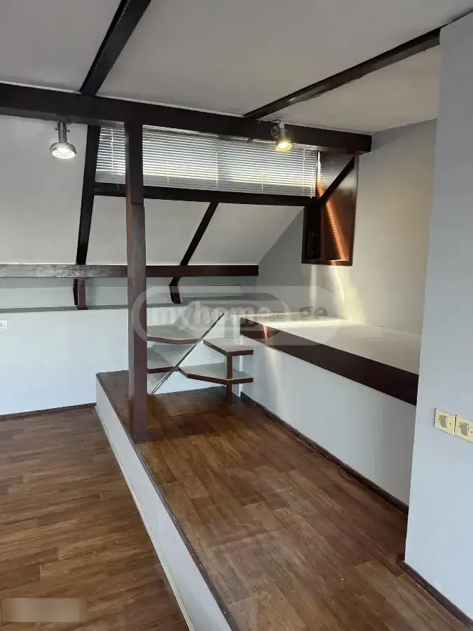 5 Room Private House For Rent In Saburtalo view 8