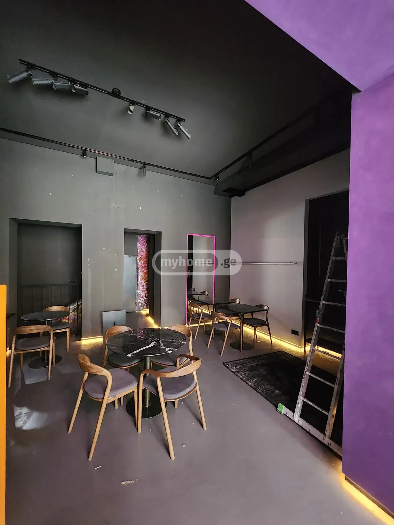 Trade Commercial Area For Rent In Mtatsminda view 5