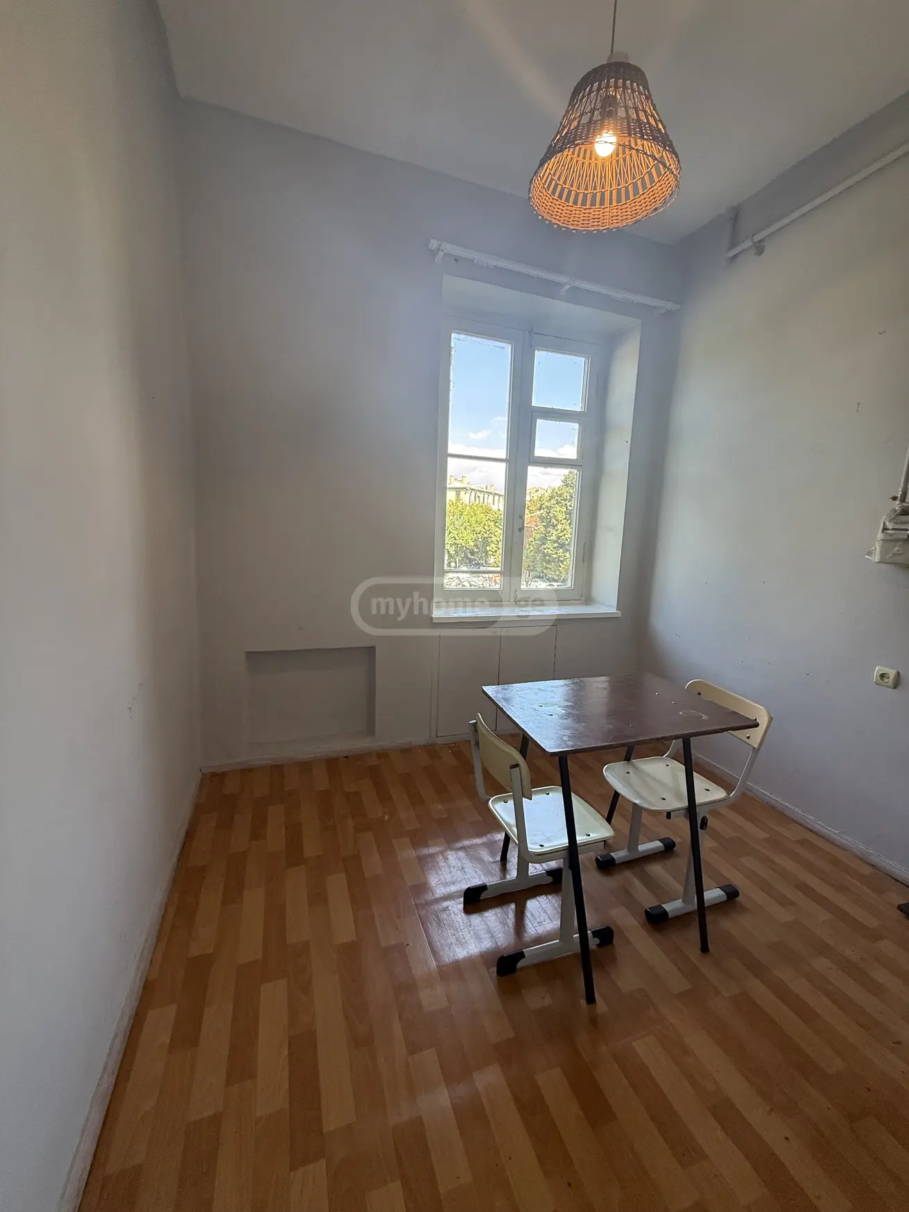 Universal Commercial Area For Rent In Vera view 6