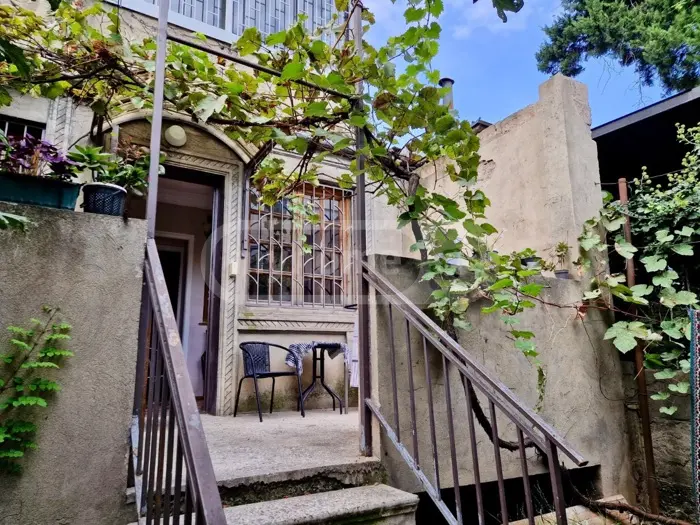 3 Room Apartment For Rent In Vera view 11