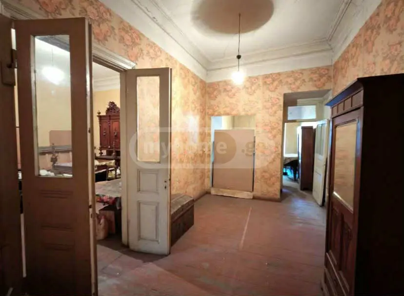 3 Room Apartment For Sale view 4