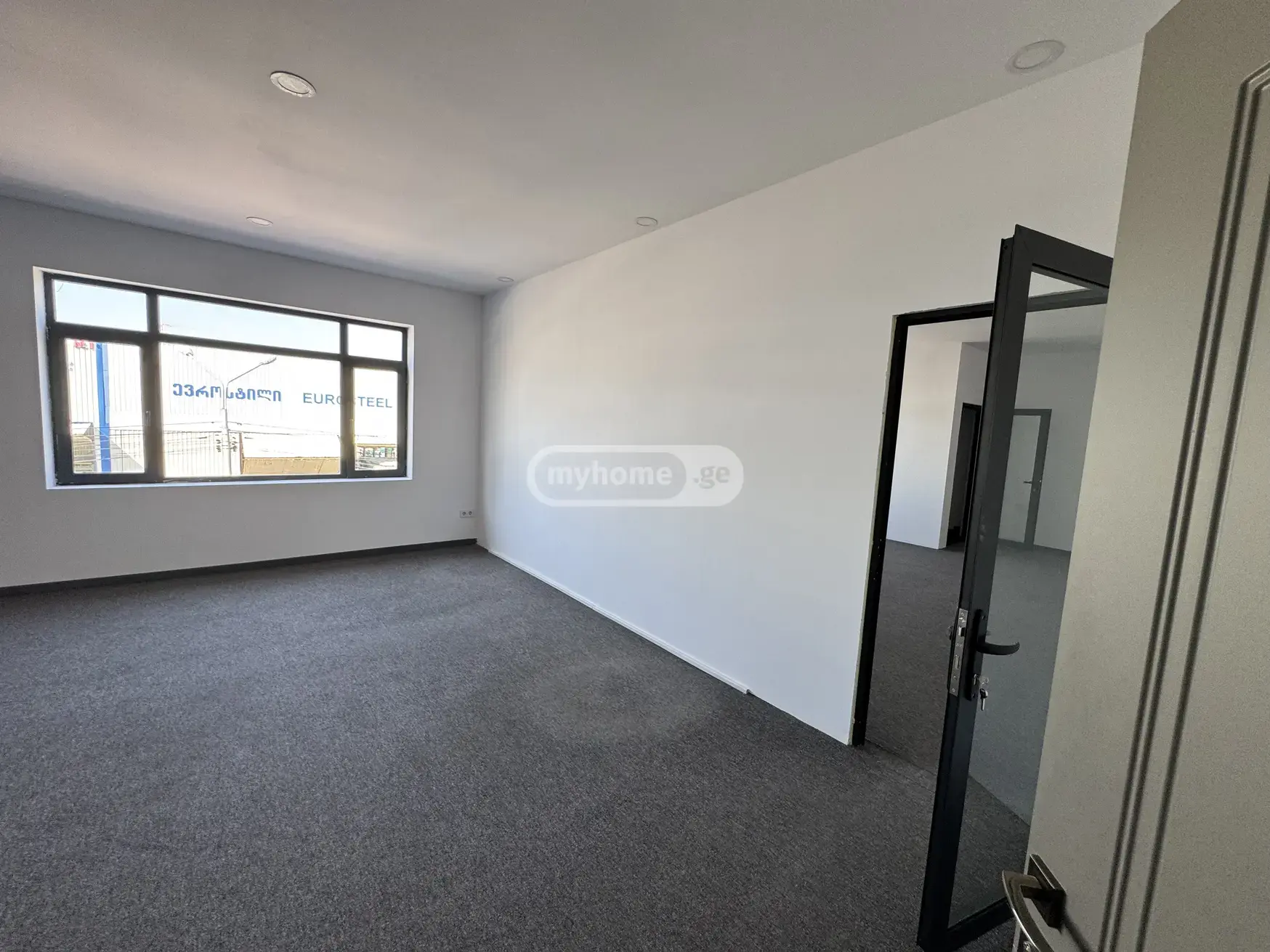 Office Commercial Area For Rent In Didube view 7