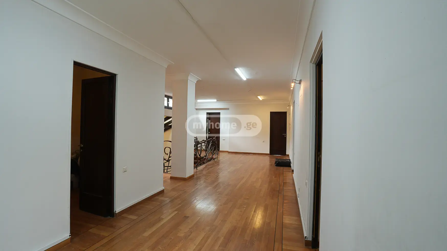 10+ Room Private House For Rent In Vake view 14