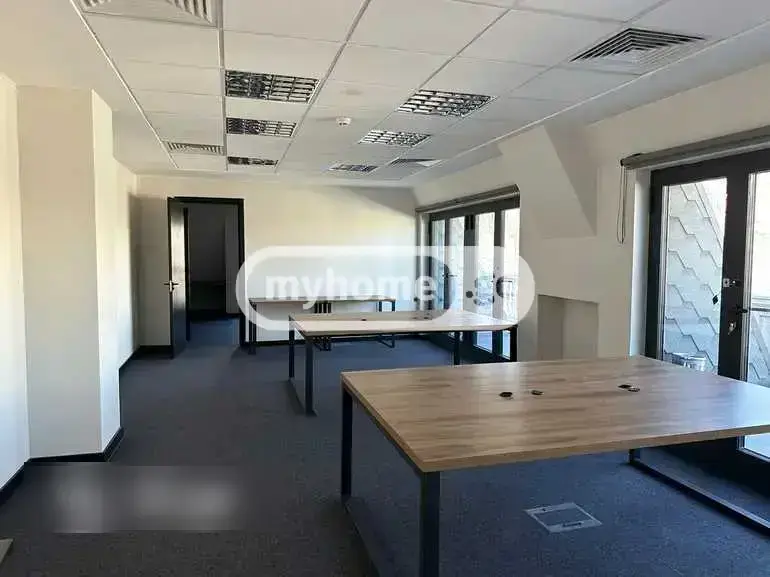 Office Commercial Area For Rent In Mtatsminda view 9