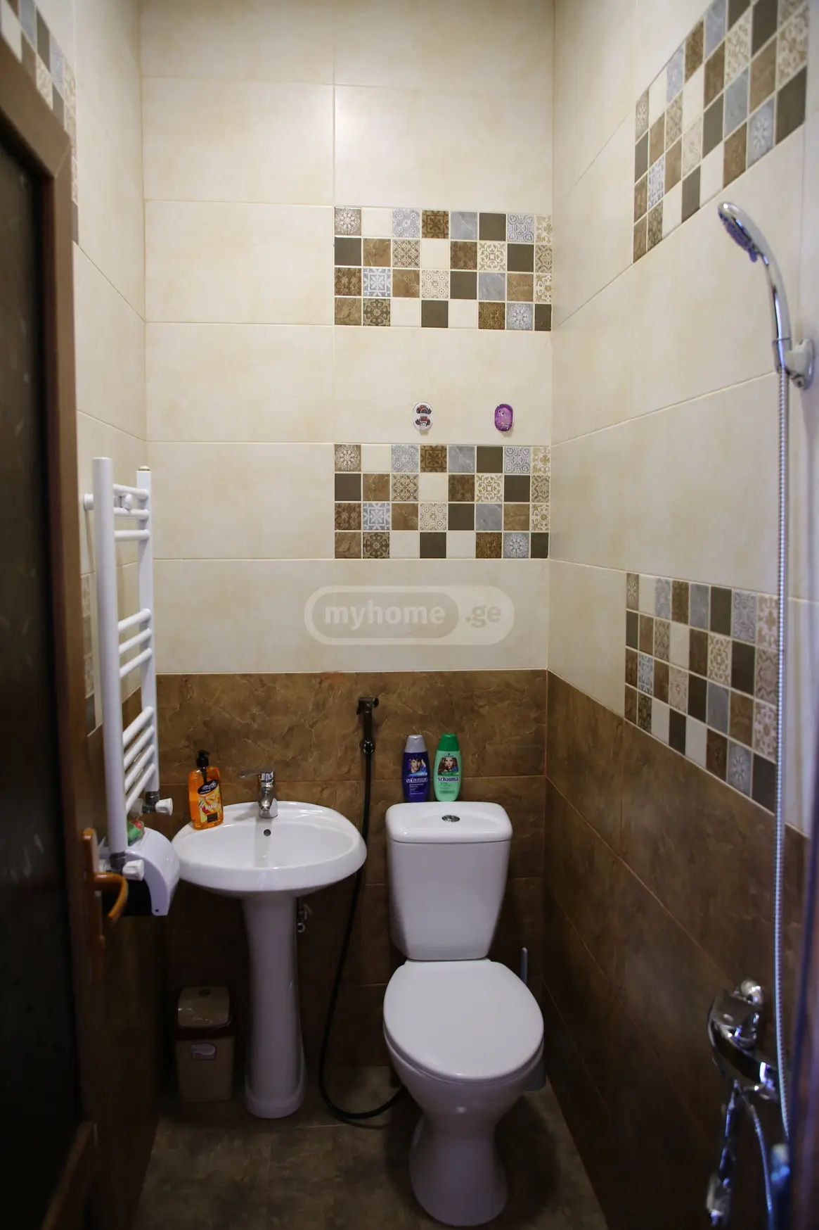 10+ Room Private House For Rent Plashadka, In Qutaisi view 5
