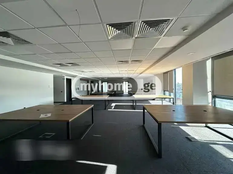 Office Commercial Area For Rent In Mtatsminda view 11