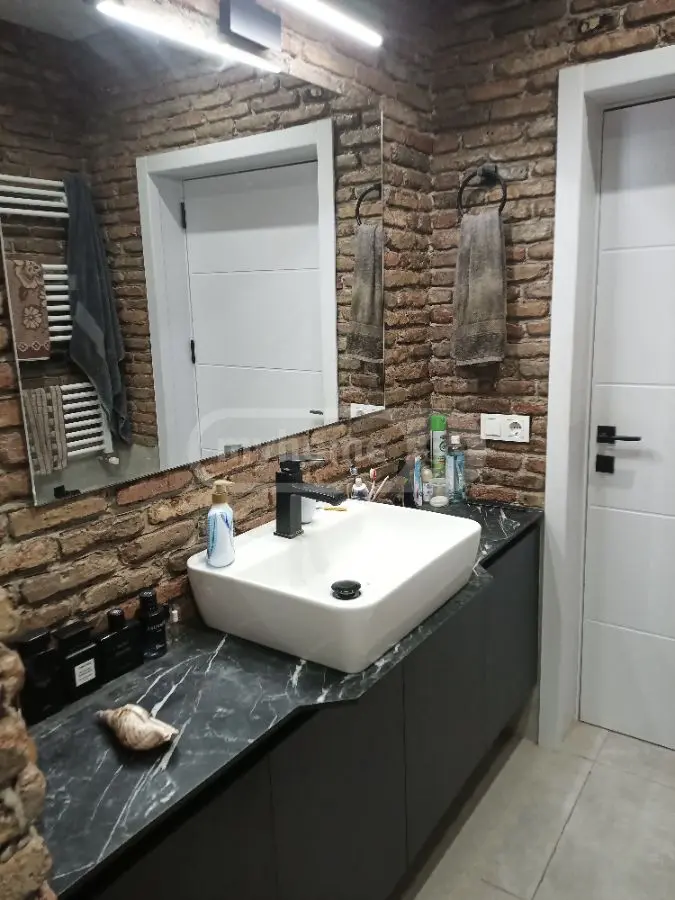 6 Room Private House For Sale view 5