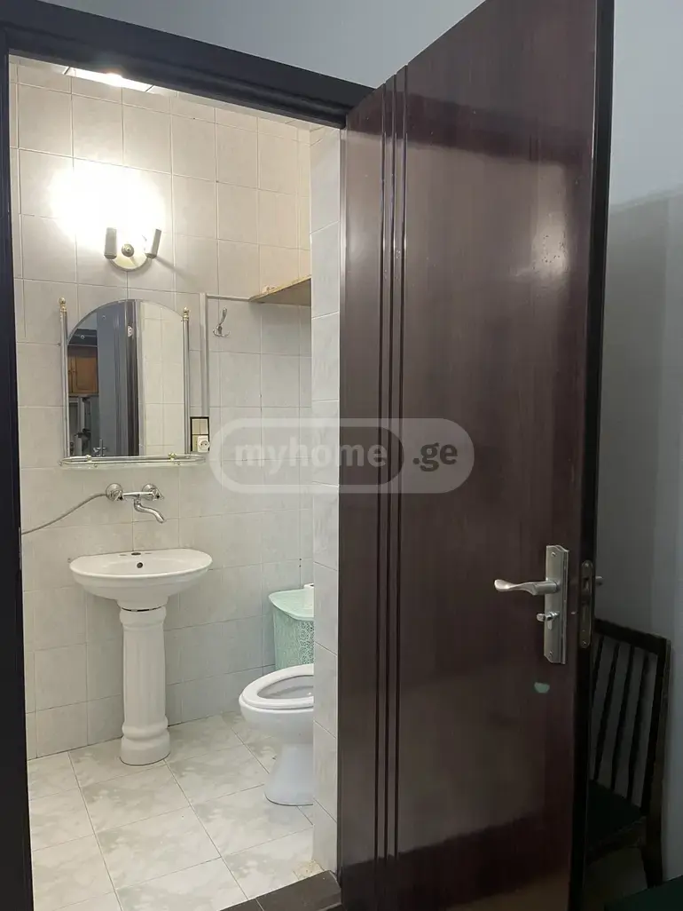 2 Room Private House For Rent In Didube view 6