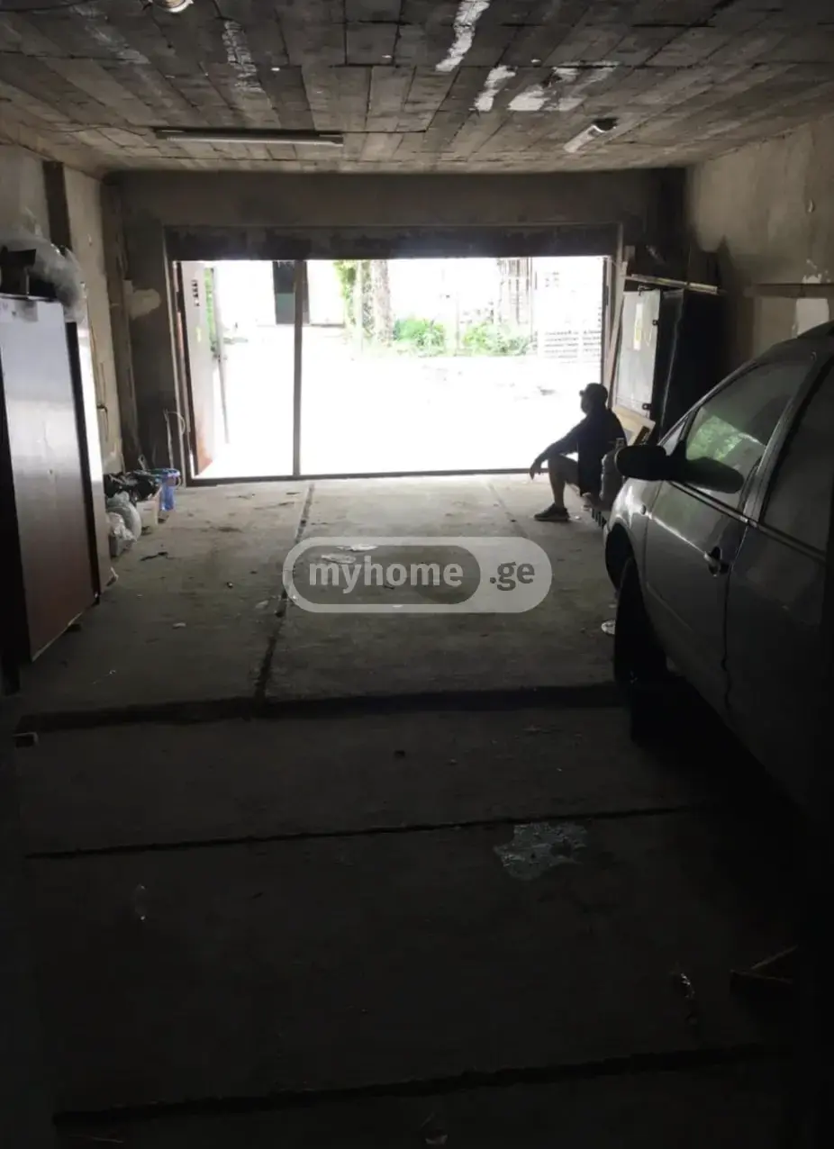 Garage Commercial Area For Sale In Gldani view 2