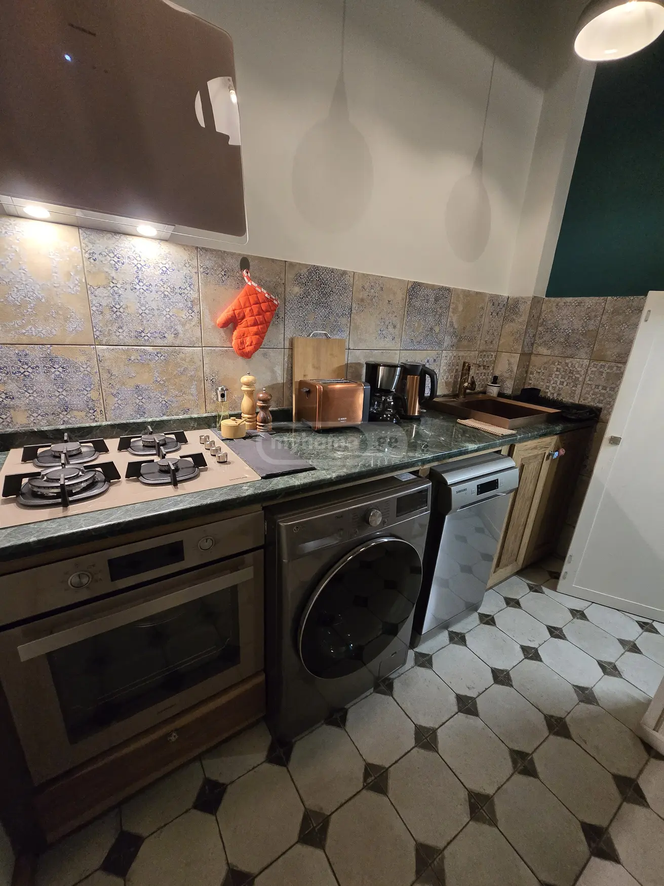 4 Room Apartment For Rent In Mtatsminda view 7