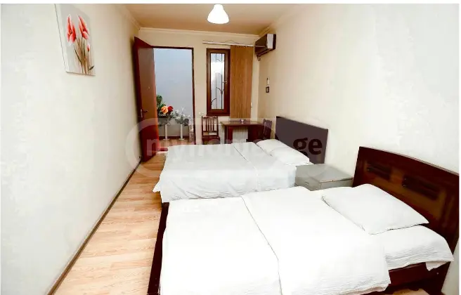 5 Room Apartment For Sale view 2