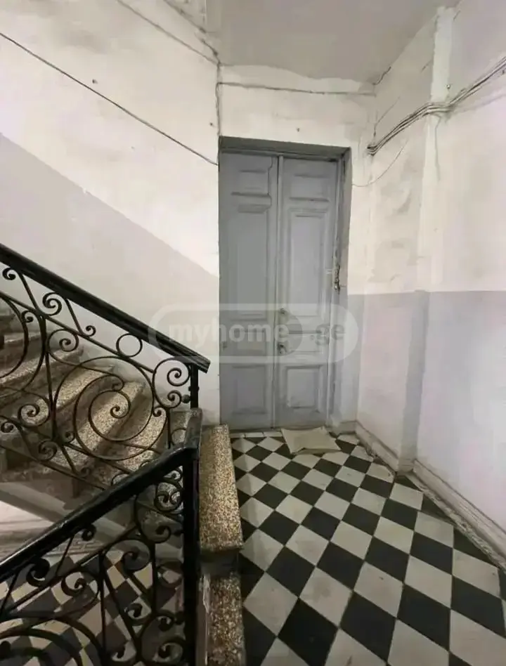 Universal Commercial Area For Rent In Sololaki view 7