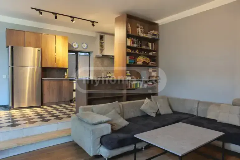 7 Room Private House For Rent In Mtatsminda view 3