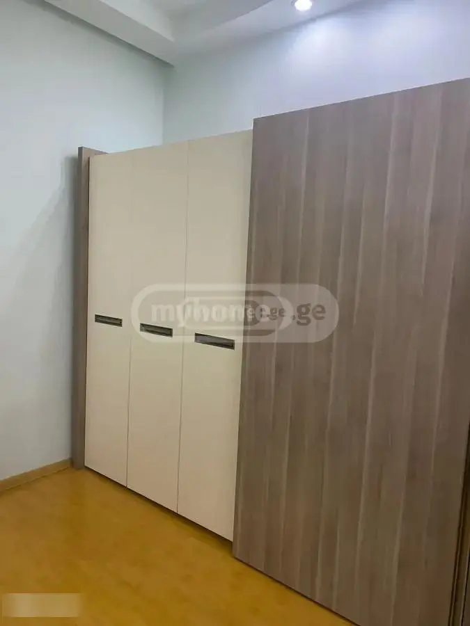 4 Room Apartment For Rent In Mtatsminda view 7