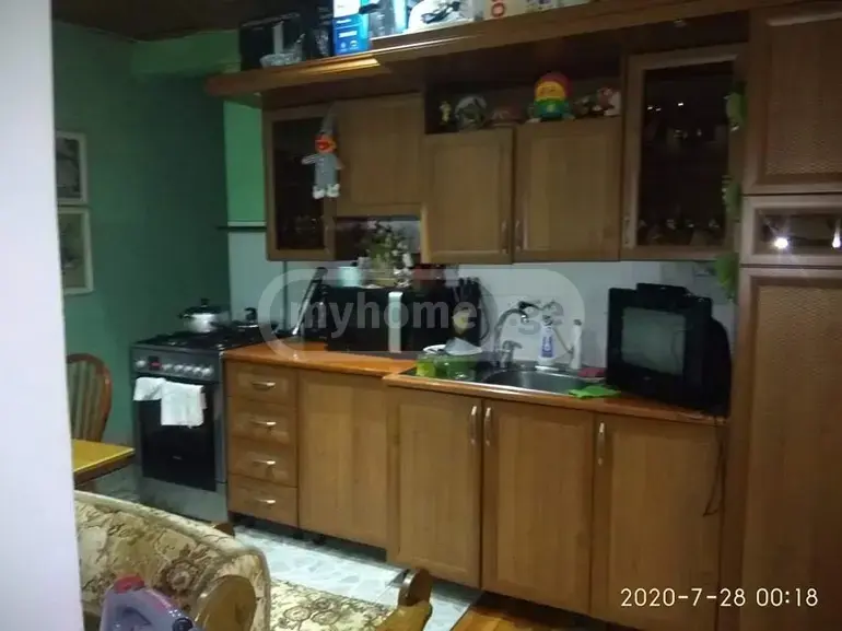 5 Room Private House For Sale view 2