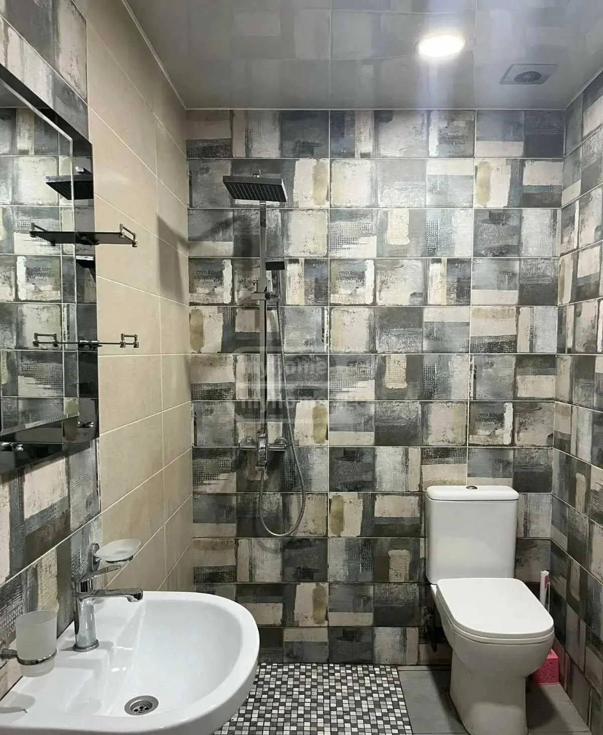 3 Room Apartment For Rent In Nadzaladevi view 6
