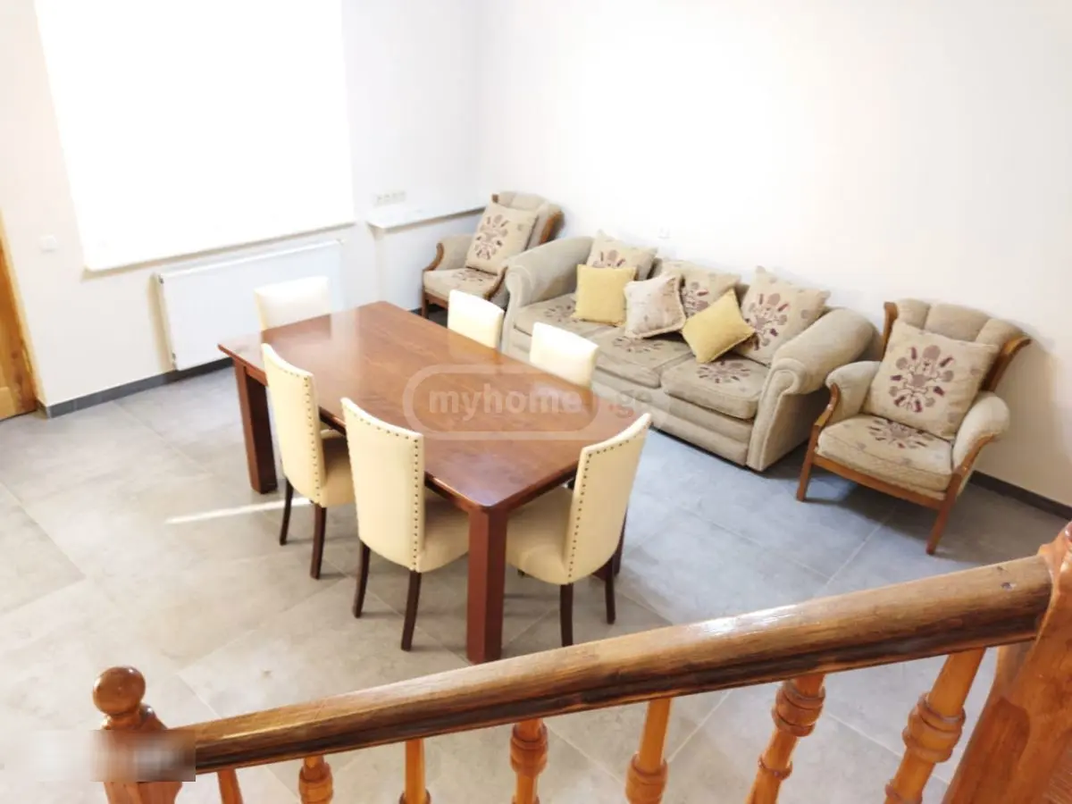 4 Room Private House For Rent In Isani view 1