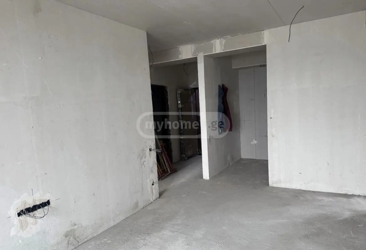 2 Room Apartment For Sale view 3