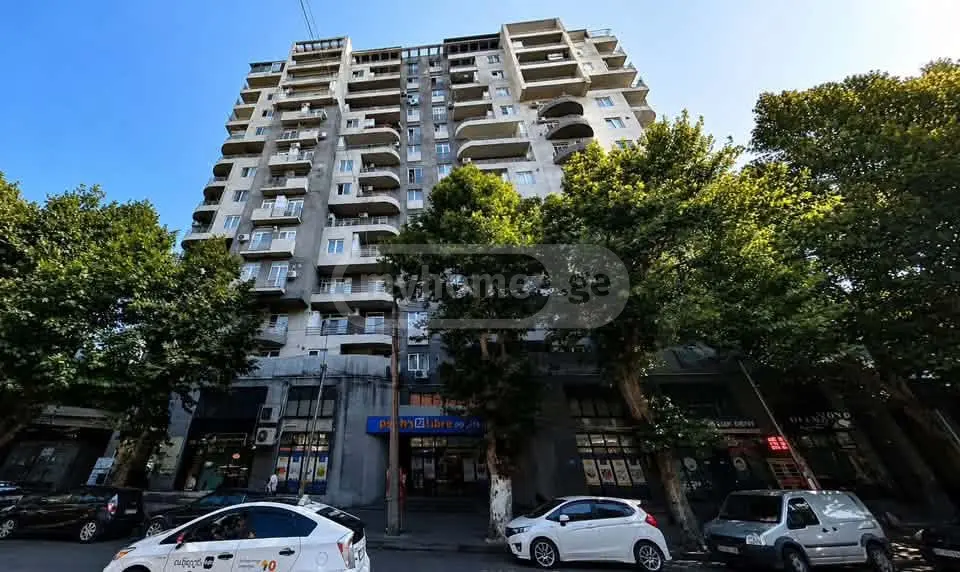 3 Room Apartment For Sale view 2