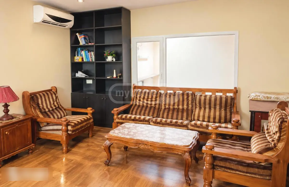 3 Room Private House For Rent In Vake view 9