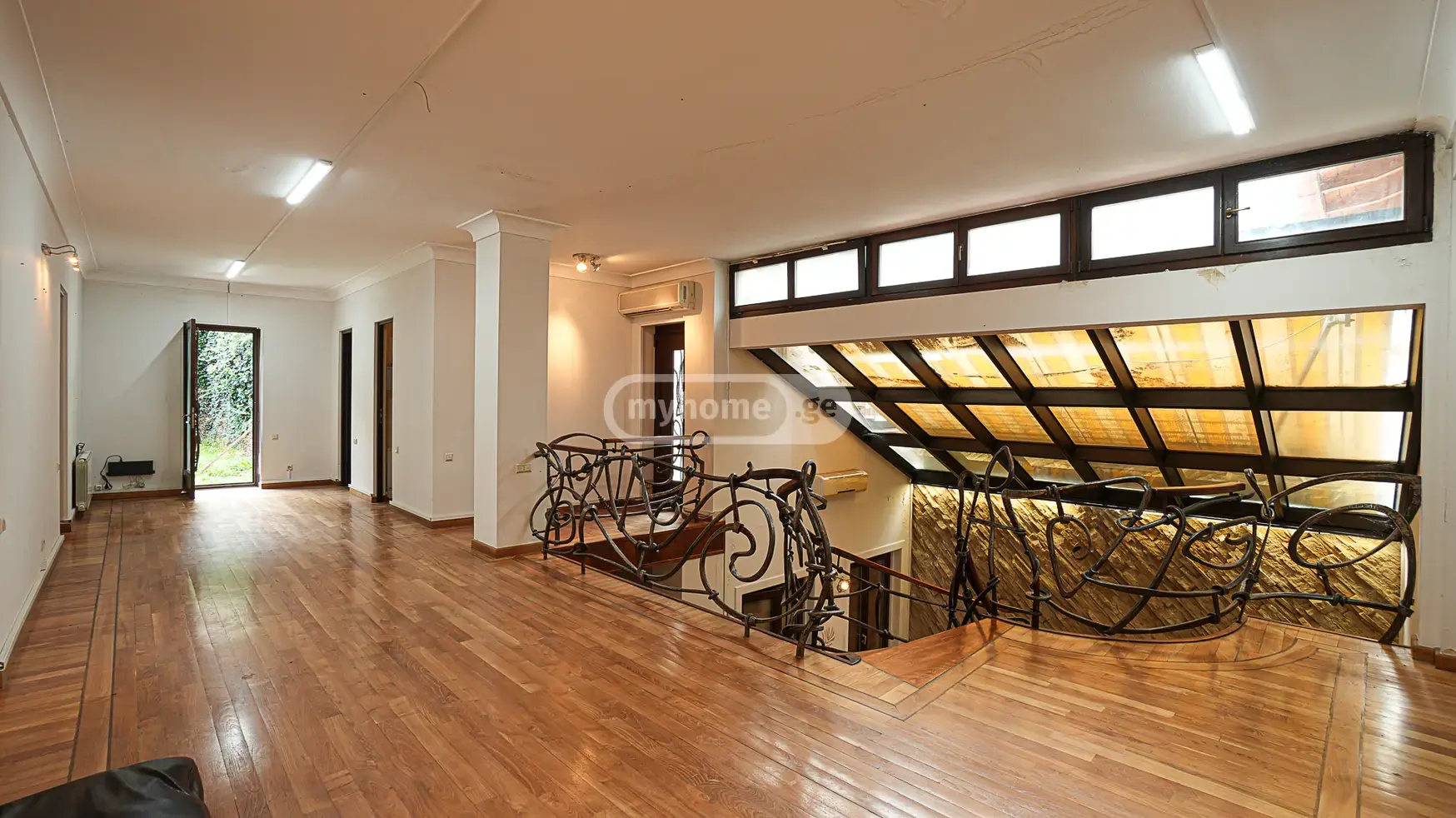 10+ Room Private House For Rent In Vake view 15