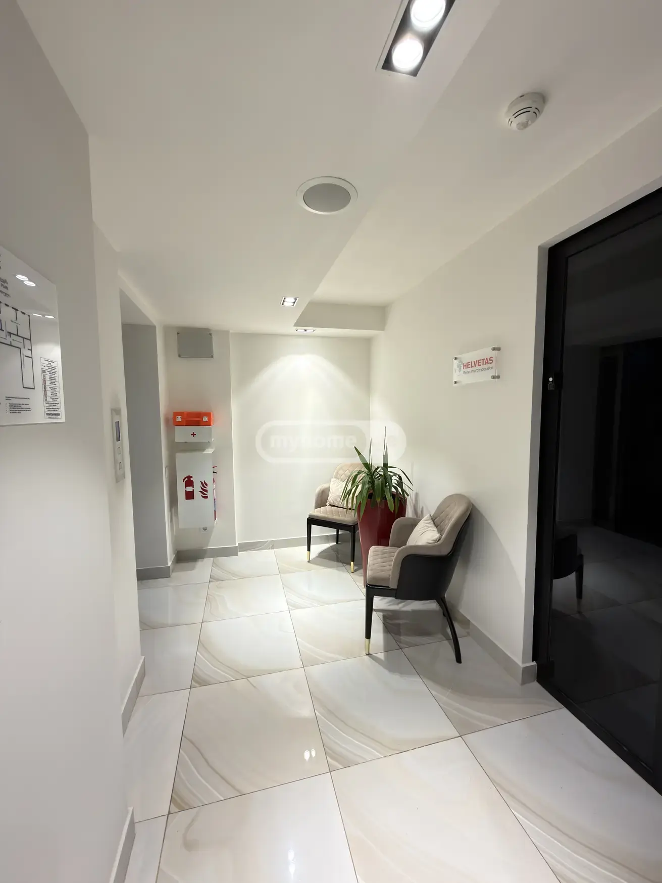 Office Commercial Area For Rent In Mtatsminda view 7