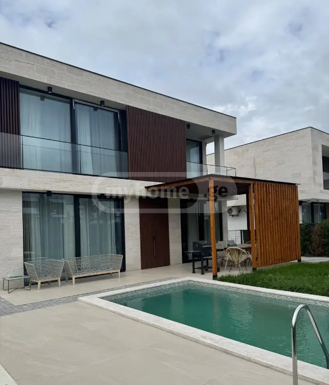 4 Room Private House For Rent In Saguramo, In Mtskheta Municipality view 1