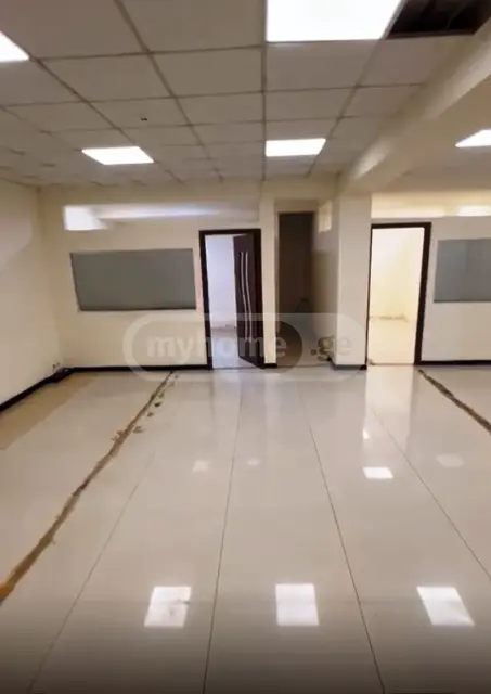 Universal Commercial Area For Rent In Vera view 2