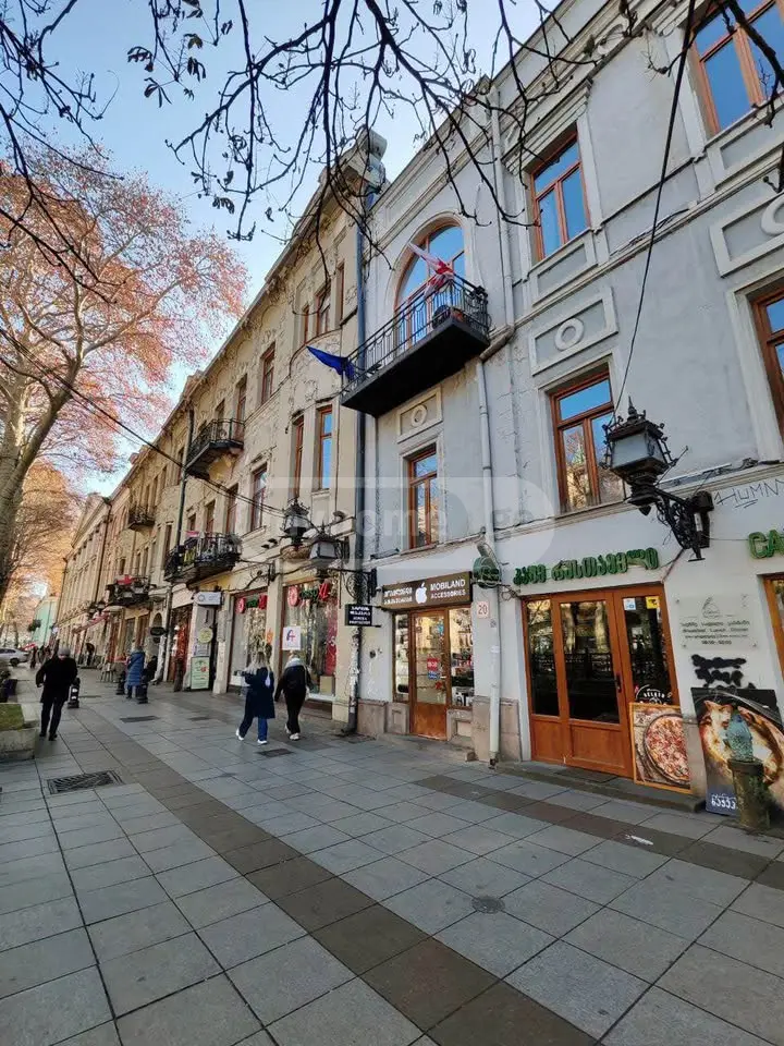 3 Room Apartment For Sale view 1